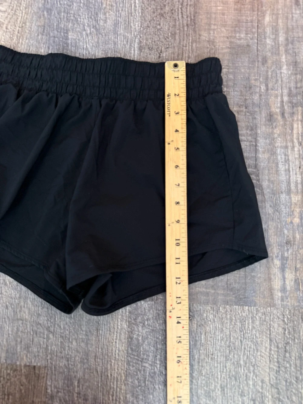 Nike Black Dri-FIT Women's Athletic Shorts Small